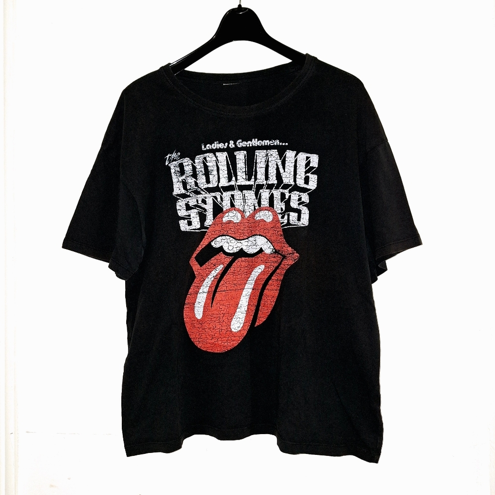 Black The Rolling Stones Band Tee With Red Logo